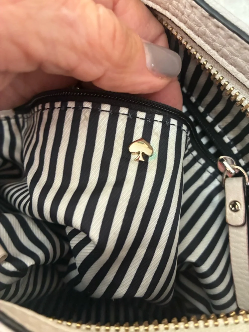 kate spade EUC Cream  Jackson Pebbled Leather Crossbody Bag with Gold Hardware - Picture 15 of 15